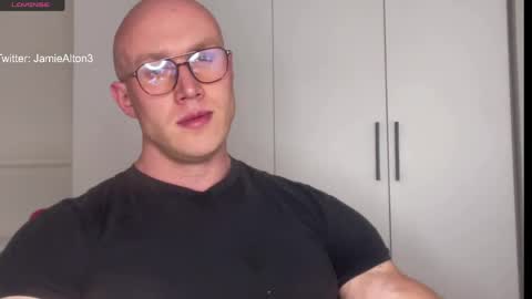Snapshot of wlademarbergs chatting on April 2026 05:10:02 PM Wlademar online show from April 2026 05:10:02 PM