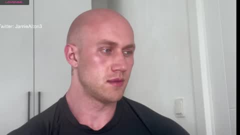 Snapshot of wlademarbergs chatting on May 2026 06:32:03 AM Wlademar online show from May 2026 06:32:03 AM
