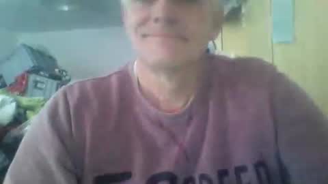wohnung_at online show from December 2025 10:35:02 AM