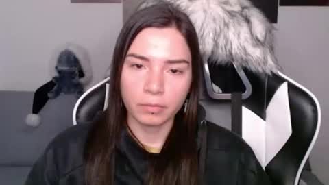 Alex online show from January 2025 03:05:02 AM