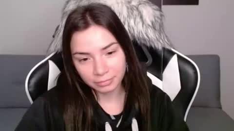 Alex online show from March 2025 04:05:02 AM