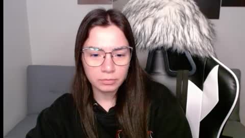 Alex online show from September 2025 02:57:01 AM