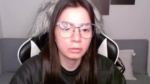 Alex online show from October 2025 01:47:01 AM