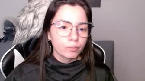 Alex online show from December 2025 03:24:02 AM