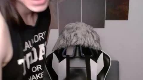 Alex online show from February 2026 02:30:02 AM