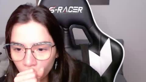 Alex online show from April 2026 04:46:01 AM