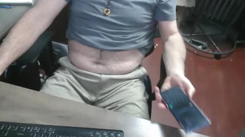 Snapshot of woodworker6473 chatting on April 2026 12:24:01 AM woodworker6473 online show from April 2026 12:24:01 AM