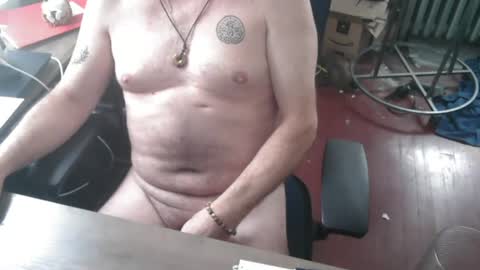Snapshot of woodworker6473 chatting on July 2026 01:47:01 PM woodworker6473 online show from July 2026 01:47:01 PM