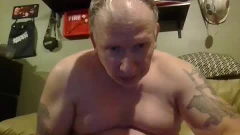 Snapshot of woody0732 chatting on November 2025 11:50:01 PM woody0732 online show from November 2025 11:50:01 PM