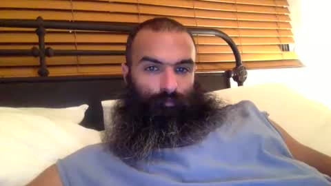 woof_wolf37 online show from February 2026 03:16:02 AM