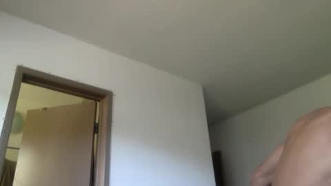 woof_wolf37 online show from February 2026 04:49:02 PM