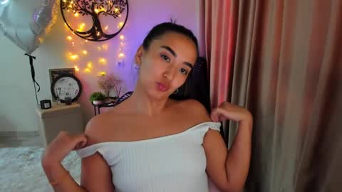 dudetta Kim online show from May 2026 10:36:01 AM