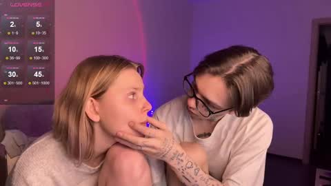 Snapshot of worldofllove chatting on February 2025 06:23:01 PM Arnika and Simon online show from February 2025 06:23:01 PM