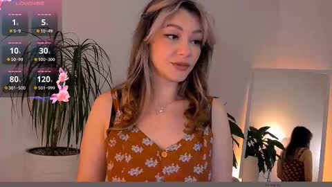 worldsbaby online show from October 2025 04:44:01 AM