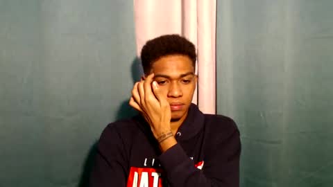 Snapshot of worshipmycockxxx chatting on January 2025 01:26:01 AM Josh This is my new account now online show from January 2025 01:26:01 AM