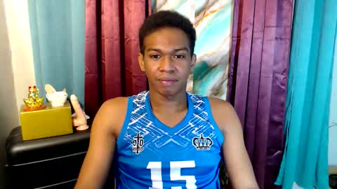 Snapshot of worshipmycockxxx chatting on November 2025 09:13:02 PM Josh This is my new account now online show from November 2025 09:13:02 PM