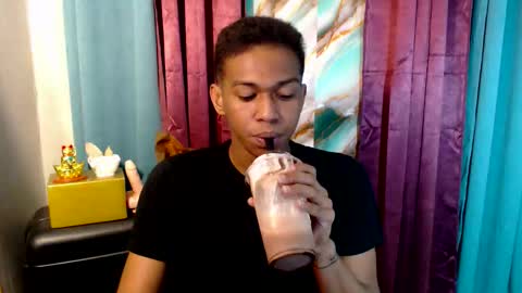 Snapshot of worshipmycockxxx chatting on November 2025 12:55:02 AM Josh This is my new account now online show from November 2025 12:55:02 AM