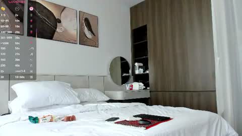 Snapshot of wow__lina chatting on June 2026 04:51:02 AM Hey Im Lina See you 12am - 6am GMT 3 online show from June 2026 04:51:02 AM