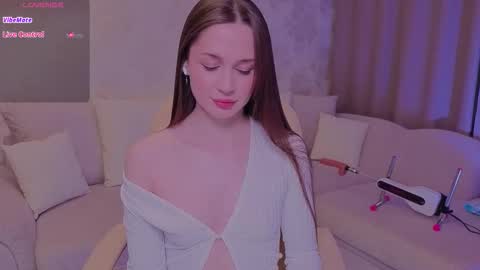 Kate online show from November 2025 02:13:01 PM