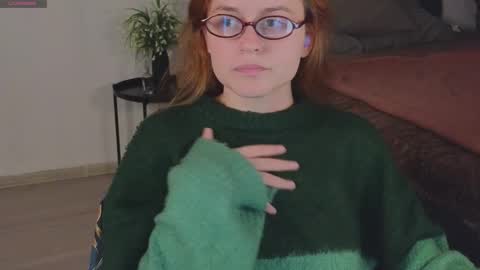 Rebecy online show from October 2025 02:16:01 PM