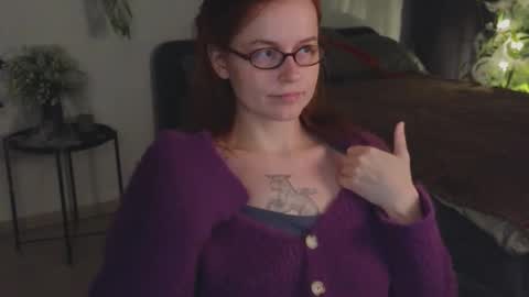 Rebecy online show from October 2025 01:50:02 PM