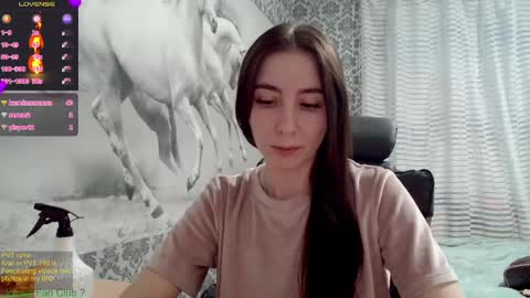 Snapshot of wow_porno_ chatting on February 2025 03:18:02 PM Anna  online show from February 2025 03:18:02 PM