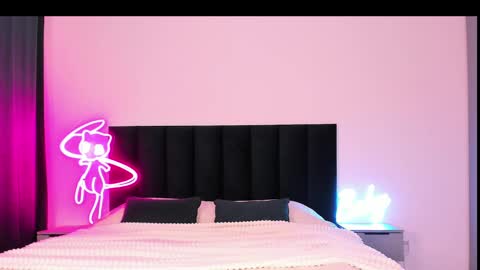 Emi online show from February 2025 04:08:02 AM