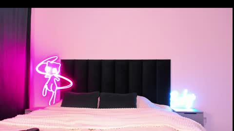 Emi online show from February 2025 08:16:01 AM