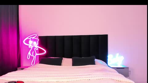 Emi online show from February 2025 05:05:02 AM