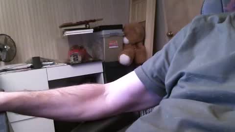 wrangleat0r online show from October 2025 04:09:02 PM