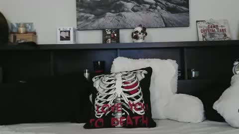 Crystal Lake online show from January 2025 05:37:02 AM