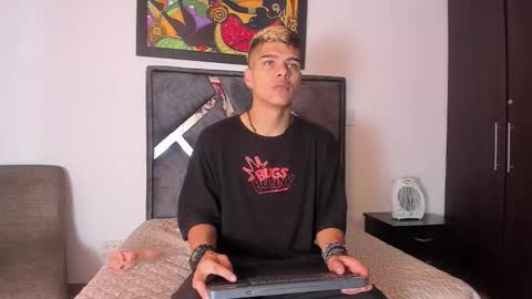 wyatt online show from October 2025 12:16:02 PM