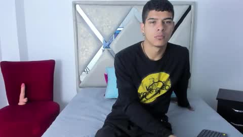 wyatt online show from December 2025 12:58:01 PM