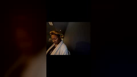 Snapshot of wynterheat chatting on May 2026 04:39:02 AM Wynter Heat online show from May 2026 04:39:02 AM