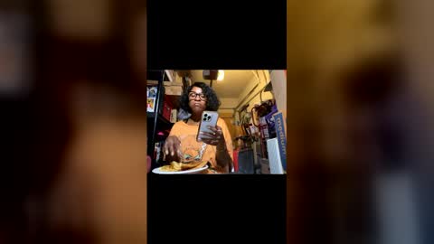 Snapshot of wynterheat chatting on May 2026 09:47:01 AM Wynter Heat online show from May 2026 09:47:01 AM