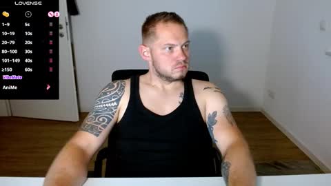 Snapshot of x19marco93x chatting on September 2025 06:57:01 PM x19marco93x online show from September 2025 06:57:01 PM