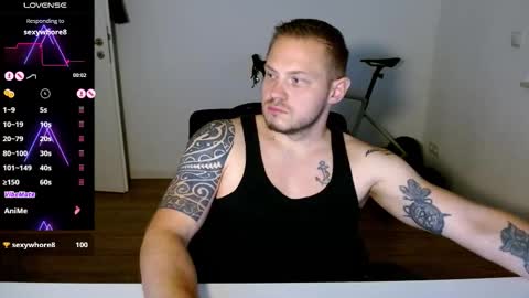 Snapshot of x19marco93x chatting on October 2025 06:57:02 PM x19marco93x online show from October 2025 06:57:02 PM