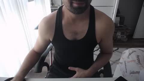 Snapshot of x_____0_____x chatting on December 2025 10:53:01 AM Mr. Lonely online show from December 2025 10:53:01 AM