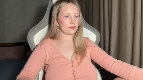 eva online show from November 2025 04:40:02 PM