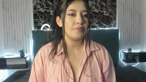 Adeline online show from February 2026 02:51:02 PM