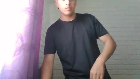 Snapshot of x_andrescam chatting on December 2024 03:09:02 PM x_andrescam online show from December 2024 03:09:02 PM