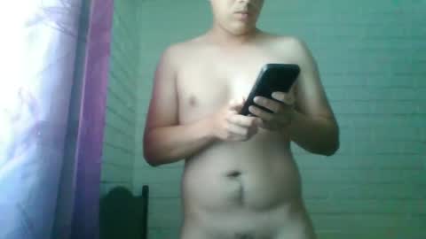 Snapshot of x_andrescam chatting on January 2025 04:35:01 PM x_andrescam online show from January 2025 04:35:01 PM