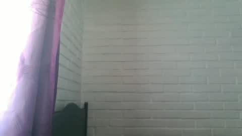 Snapshot of x_andrescam chatting on January 2025 08:07:01 PM x_andrescam online show from January 2025 08:07:01 PM