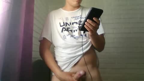 Snapshot of x_andrescam chatting on November 2025 07:41:02 PM x_andrescam online show from November 2025 07:41:02 PM