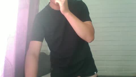 Snapshot of x_andrescam chatting on January 2026 09:28:01 PM x_andrescam online show from January 2026 09:28:01 PM