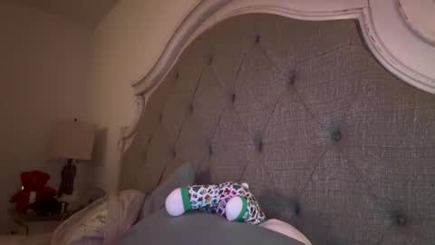 Mariah  online show from February 2025 04:24:02 AM