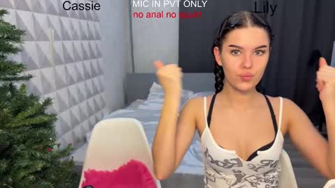 wiwi clap clap cat baby girl online show from January 2026 06:10:01 PM