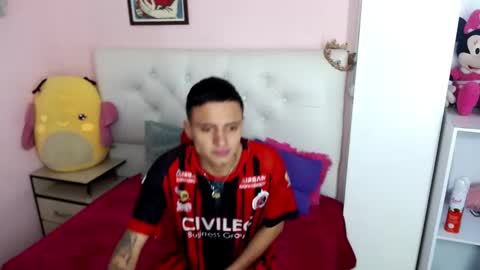 x_kikke_x online show from October 2025 01:44:01 PM