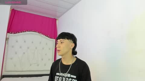 xaanderGrey online show from November 2025 07:08:02 PM