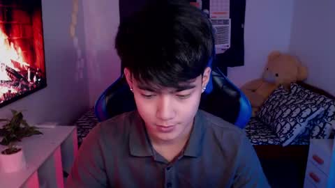 Snapshot of xaldrian_destroyer chatting on December 2024 09:11:02 AM Prince Aldrian online show from December 2024 09:11:02 AM